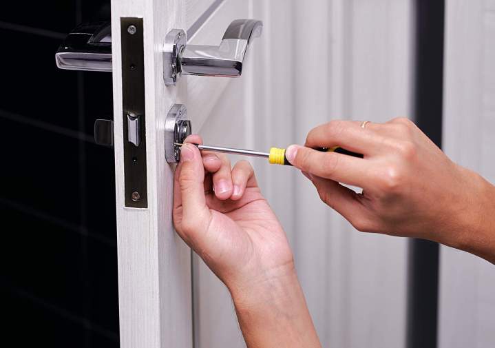 Door lock installation Markham