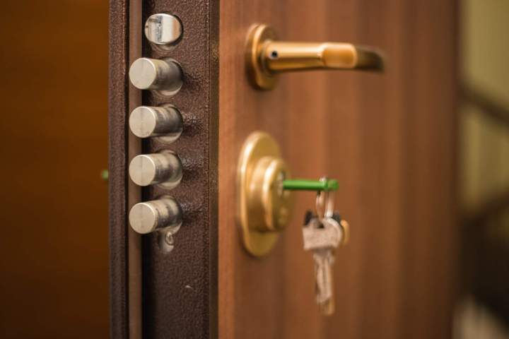 Unpickable, heavy-duty protection to safeguard your most valuable assets.